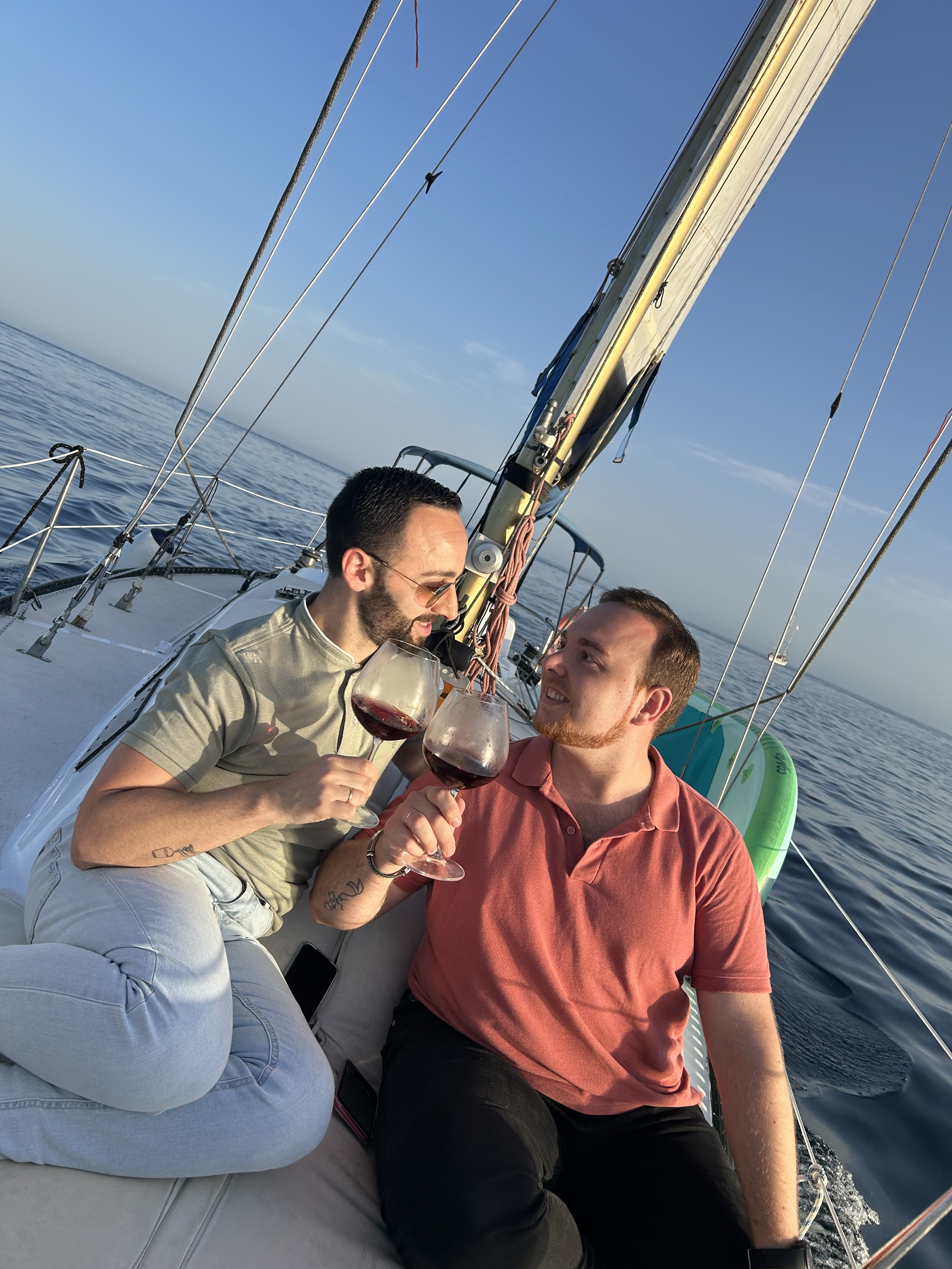 CATAS DE VINOS EN BARCO ESTEPONA