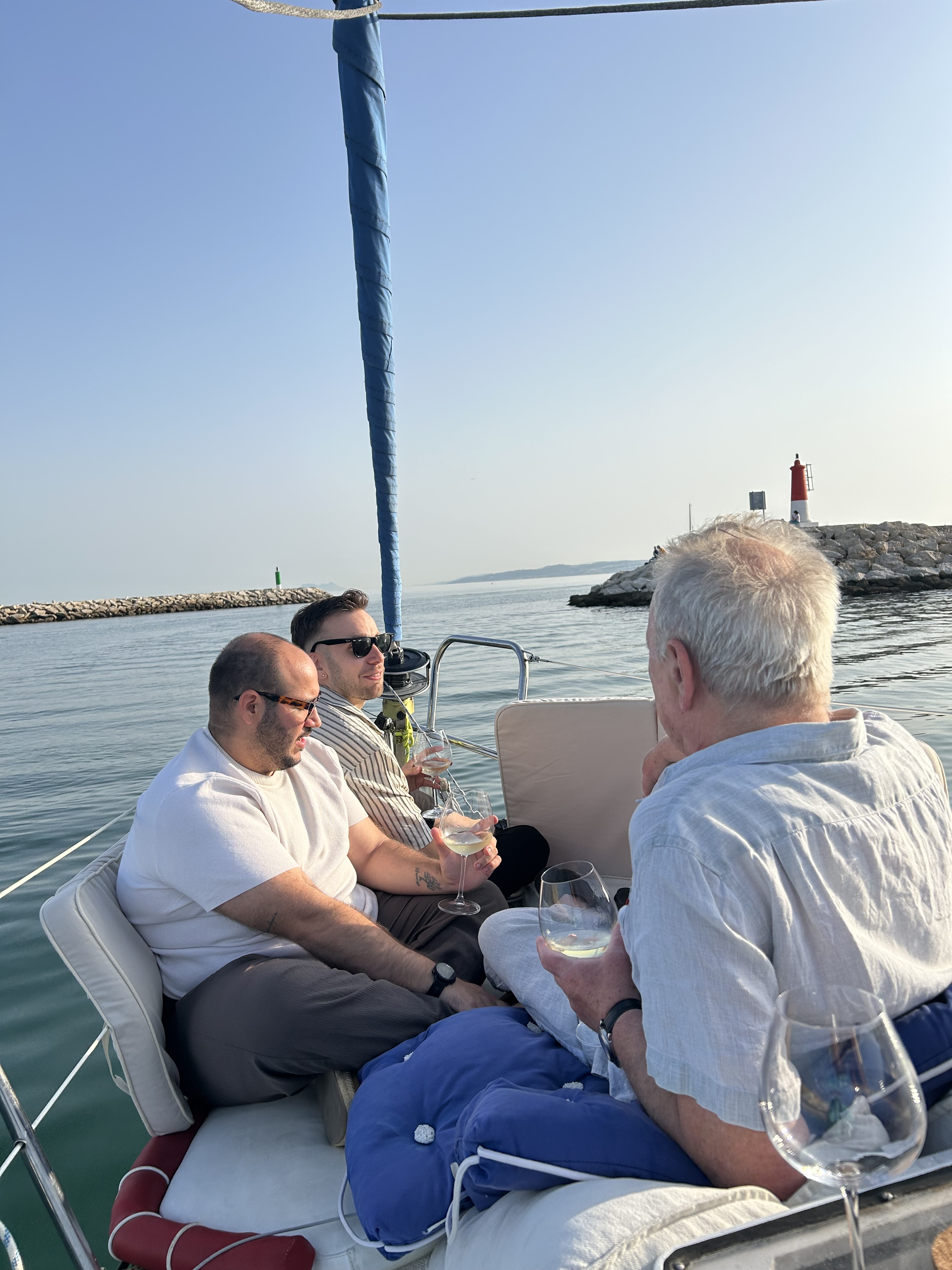 CATAS DE VINOS EN BARCO