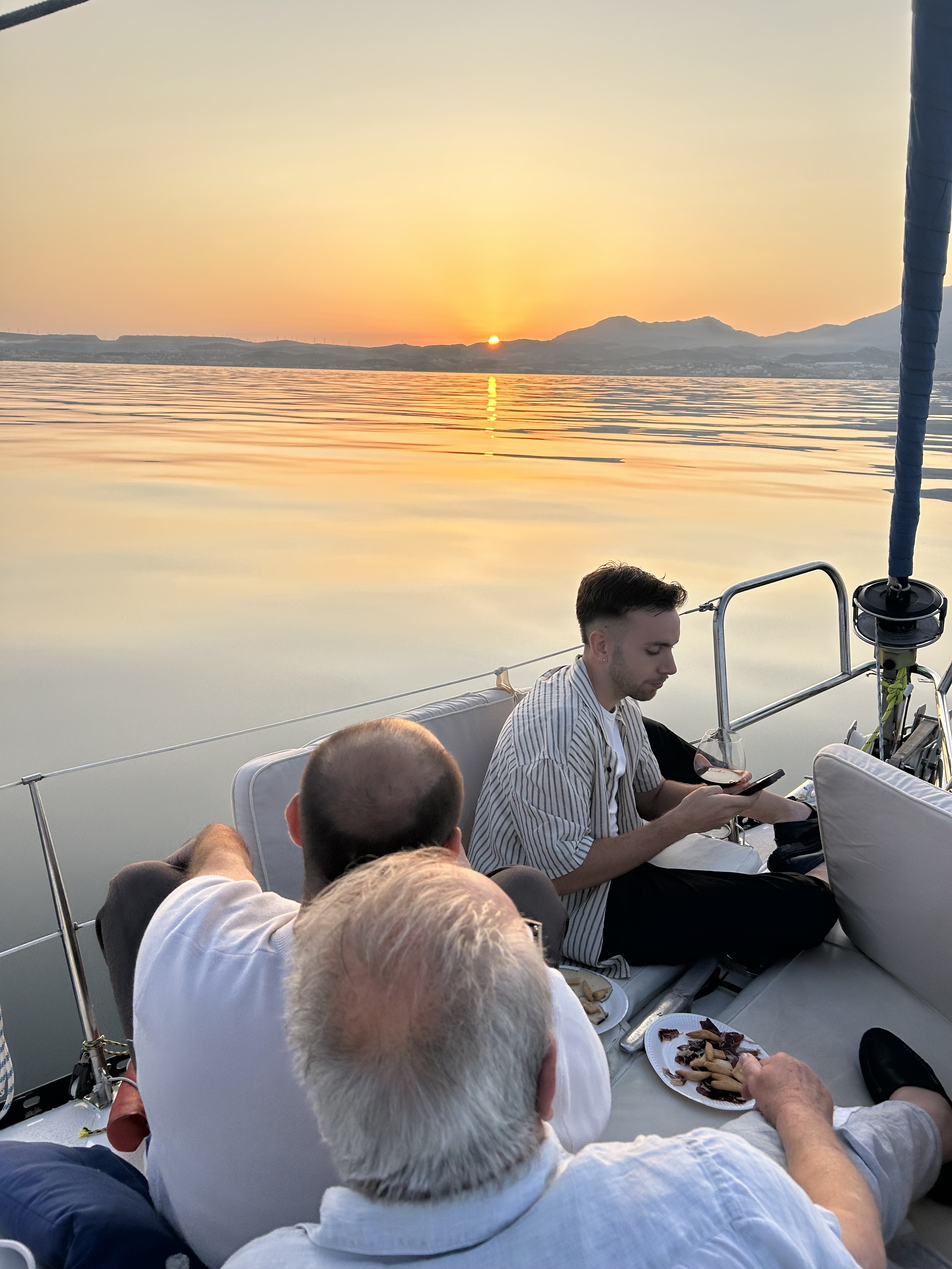 ATARDECER EN BARCO ESTEPONA